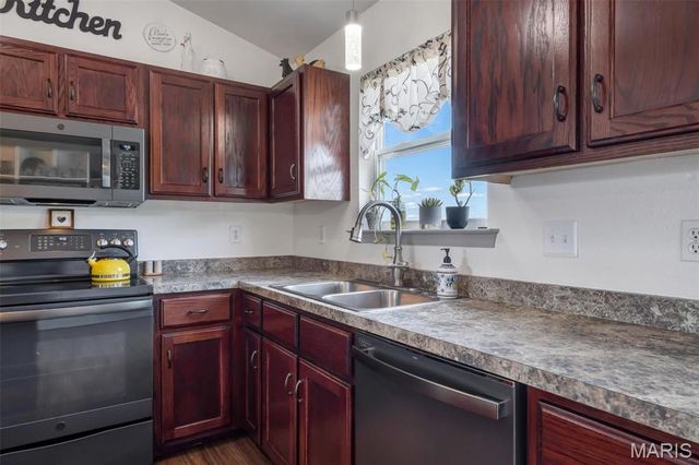 6620 Buckingham Palace Drive, Imperial, MO 63052