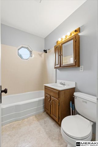 2750 Martin Avenue, Omaha, NE 68112