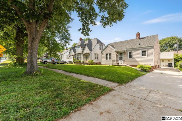 2750 Martin Avenue, Omaha, NE 68112