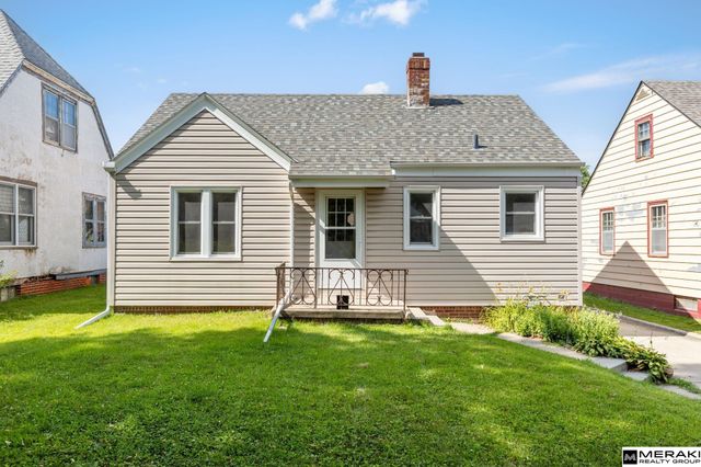 2750 Martin Avenue, Omaha, NE 68112