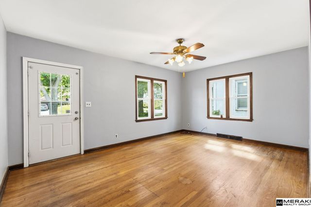2750 Martin Avenue, Omaha, NE 68112