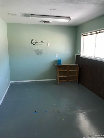 114 Southbridge, San Antonio, TX 78216