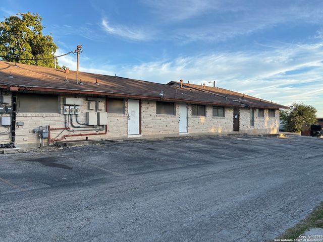 114 Southbridge, San Antonio, TX 78216