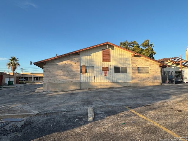 114 Southbridge, San Antonio, TX 78216