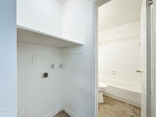4509 KEN KNIGHT Drive N, Jacksonville, FL 32209
