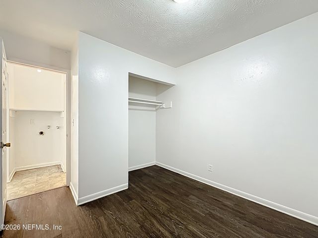 4509 KEN KNIGHT Drive N, Jacksonville, FL 32209