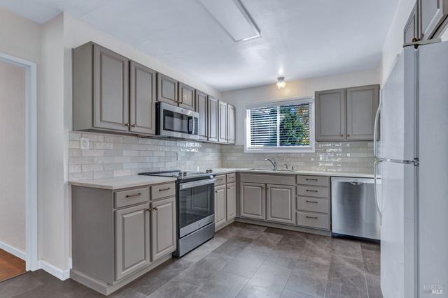 187 Fleming Ave, Vallejo, CA 94590