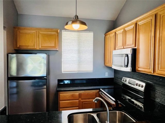 20191 Cape Coral Lane 3-314, Huntington Beach, CA 92646