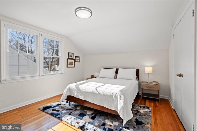 1123 BAYLISS DR, Alexandria, VA 22302