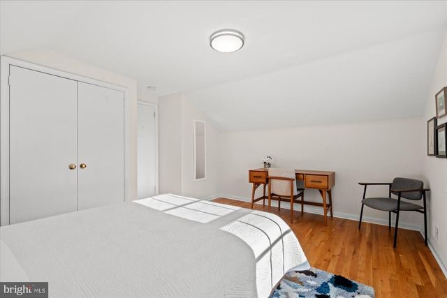 1123 BAYLISS DR, Alexandria, VA 22302