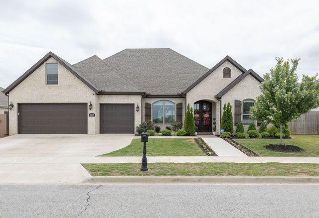 2865 S Colbalt Avenue, Fayetteville, AR 72701