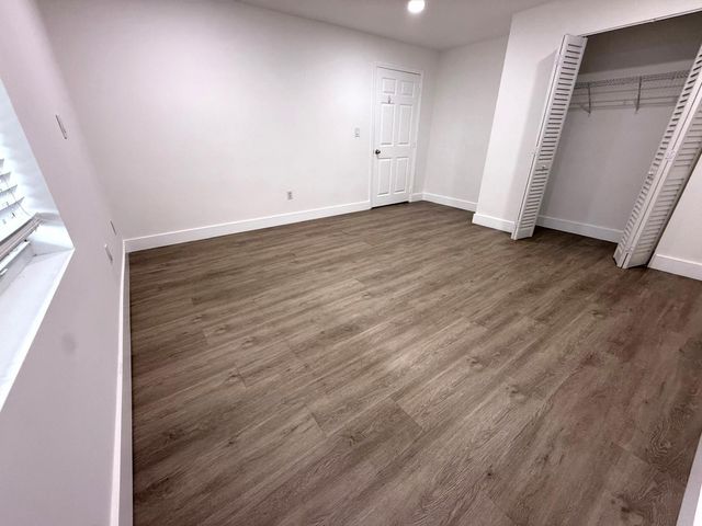 3195 Reo Lane, Palm Springs, FL 33461