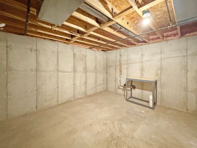 12432 Barberry Drive, Winnebago, IL 61088