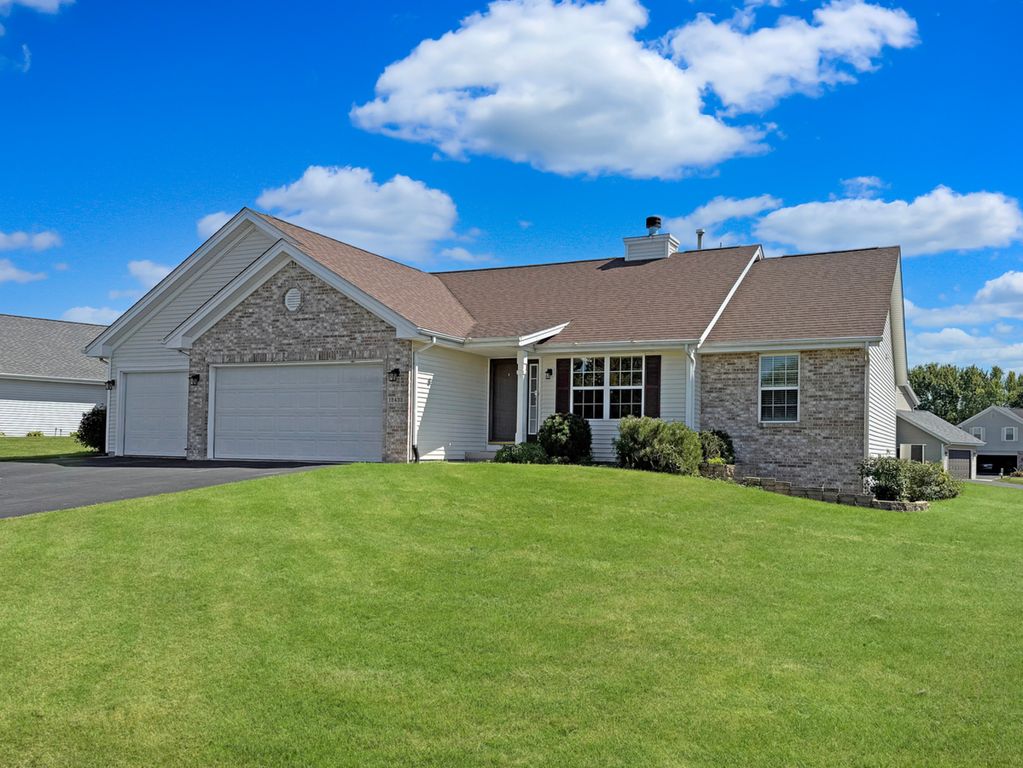 12432 Barberry Drive, Winnebago, IL 61088