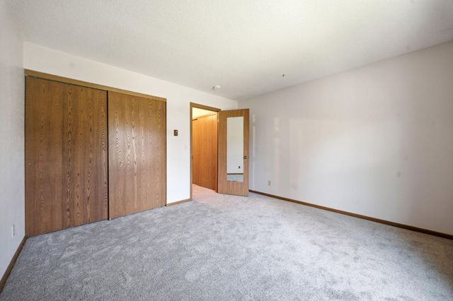 14182 Pennock Avenue 309, Apple Valley, MN 55124
