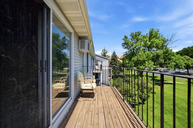 14182 Pennock Avenue 309, Apple Valley, MN 55124