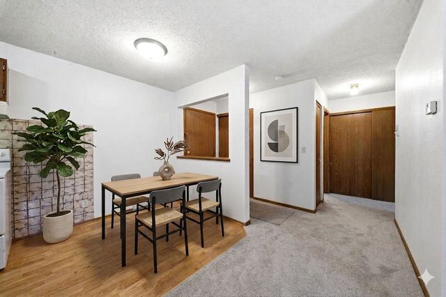 14182 Pennock Avenue 309, Apple Valley, MN 55124