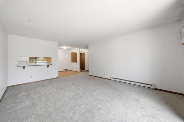 14182 Pennock Avenue 309, Apple Valley, MN 55124