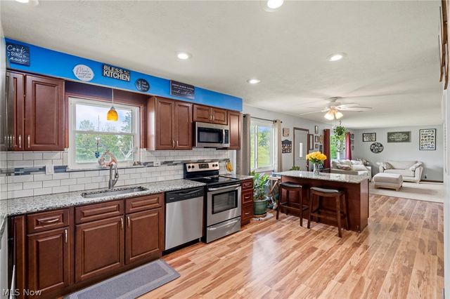 19740 Benbow Road, Strongsville, OH 44136