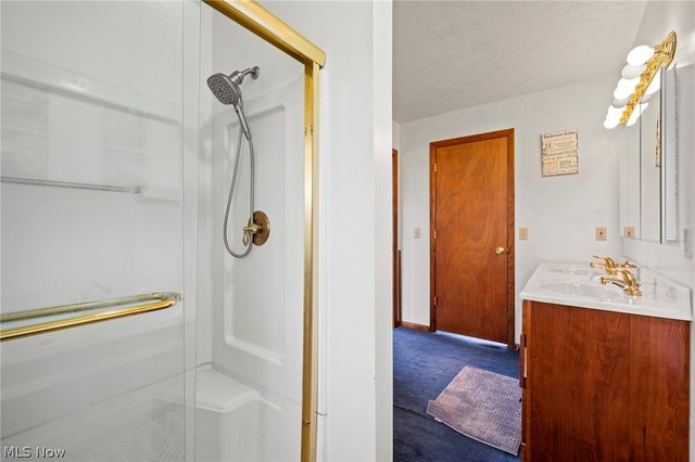 19740 Benbow Road, Strongsville, OH 44136
