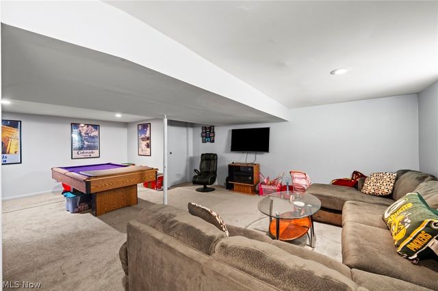 19740 Benbow Road, Strongsville, OH 44136
