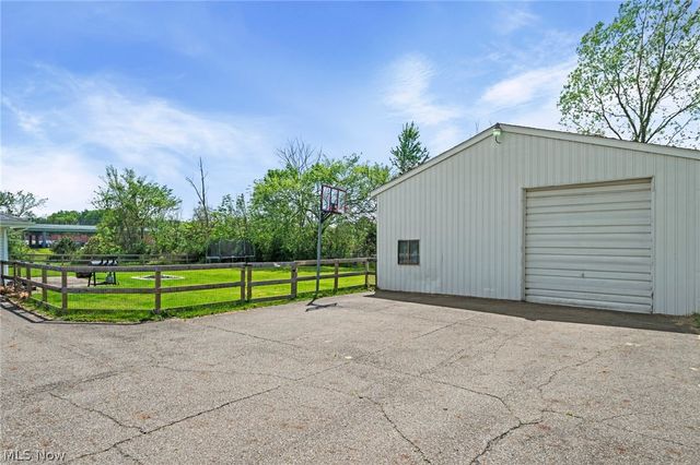 19740 Benbow Road, Strongsville, OH 44136