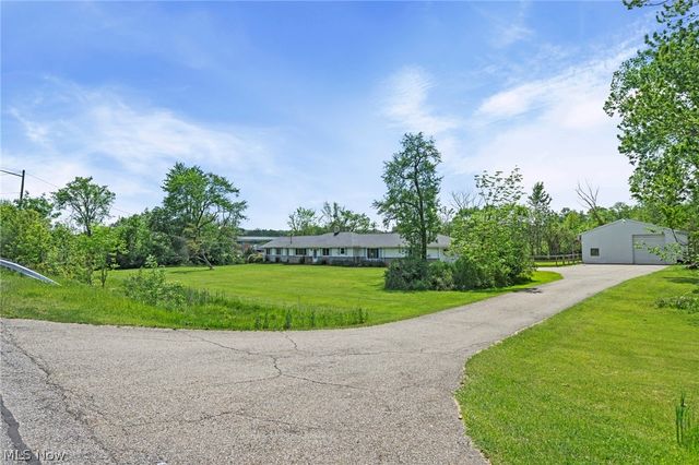 19740 Benbow Road, Strongsville, OH 44136