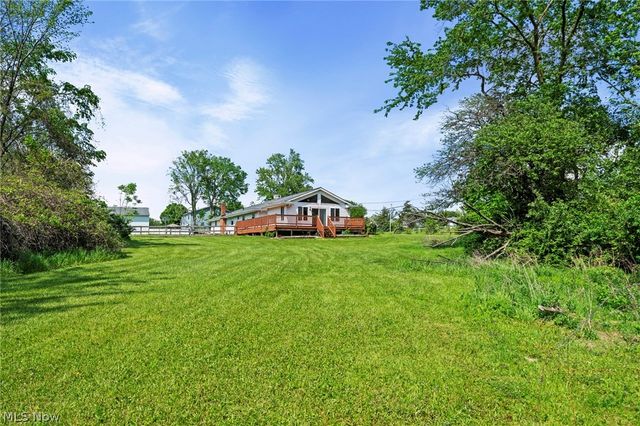19740 Benbow Road, Strongsville, OH 44136