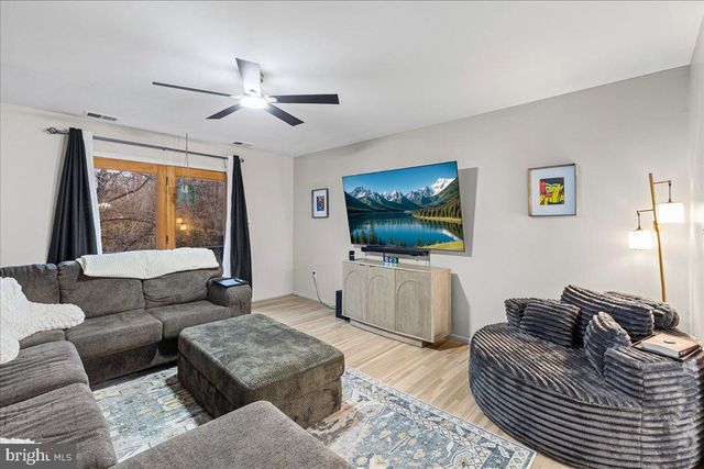 2116 SILVER CT, Hamilton, NJ 08690