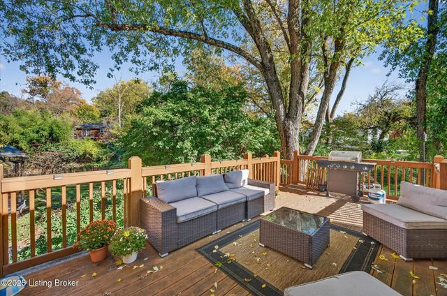 4076 Gilman Ave, Louisville, KY 40207