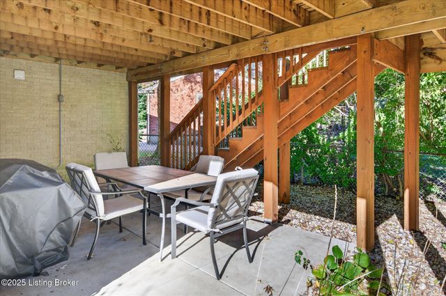 4076 Gilman Ave, Louisville, KY 40207