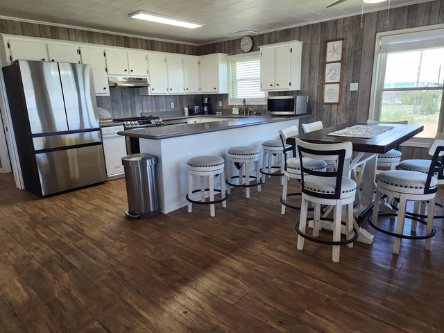 2694 Highway 1, Grand Isle, LA 70358
