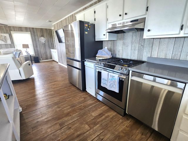 2694 Highway 1, Grand Isle, LA 70358