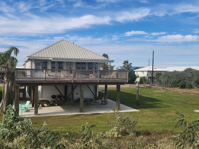 2694 Highway 1, Grand Isle, LA 70358