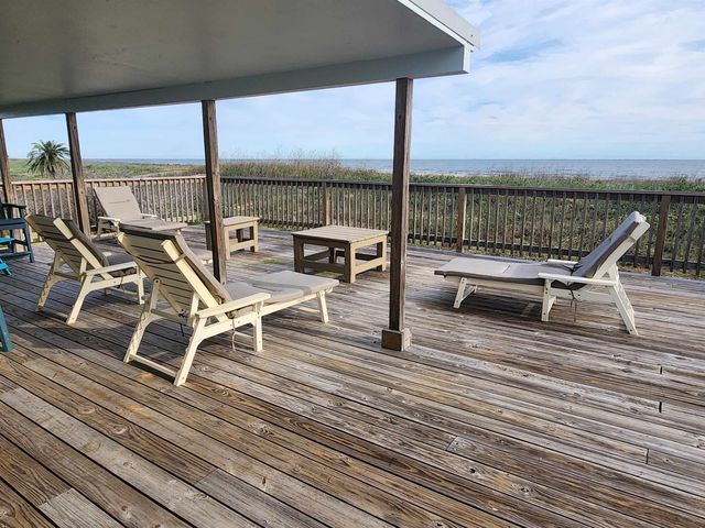 2694 Highway 1, Grand Isle, LA 70358