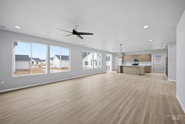 13672 Redway Ct, Caldwell, ID 83607
