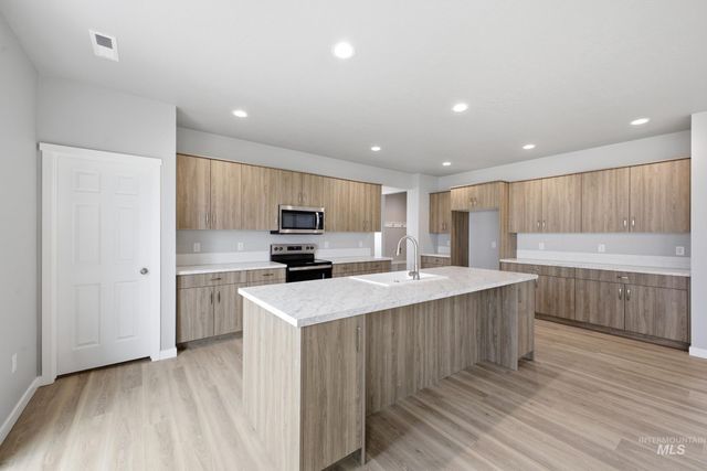 13672 Redway Ct, Caldwell, ID 83607