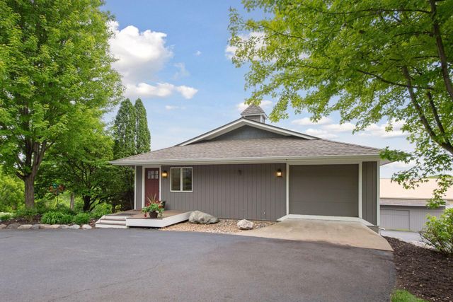 3685 Watertown Road, Orono, MN 55359
