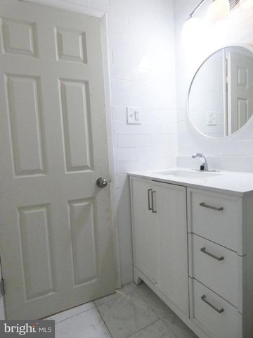 395 HICKORY AVE, Carneys Point, NJ 08069