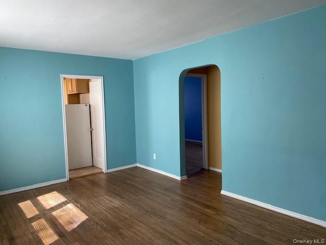 73-31 255th Street G-1, Glen Oaks, NY 11004