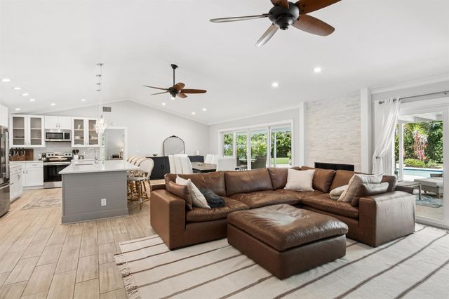 17767 Mellen Lane, Jupiter, FL 33478