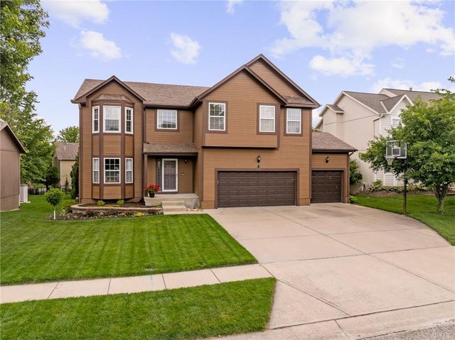 19821 W 97th Street, Lenexa, KS 66220