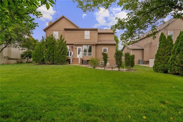 19821 W 97th Street, Lenexa, KS 66220