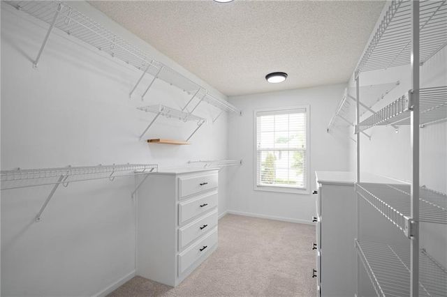 19821 W 97th Street, Lenexa, KS 66220