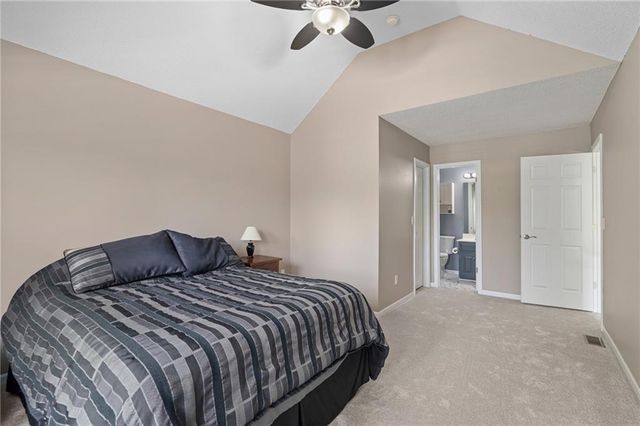 19821 W 97th Street, Lenexa, KS 66220