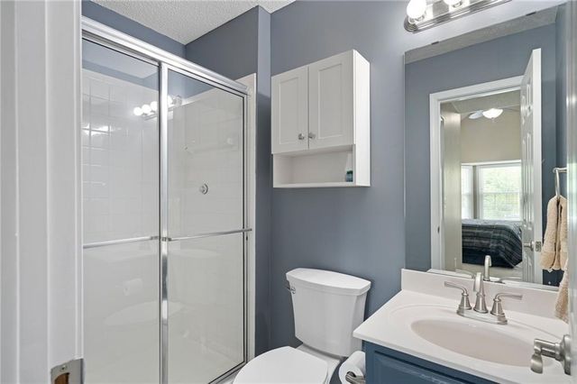 19821 W 97th Street, Lenexa, KS 66220