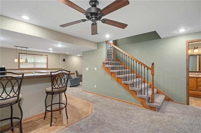 19821 W 97th Street, Lenexa, KS 66220