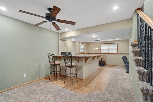 19821 W 97th Street, Lenexa, KS 66220