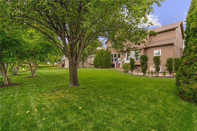 19821 W 97th Street, Lenexa, KS 66220
