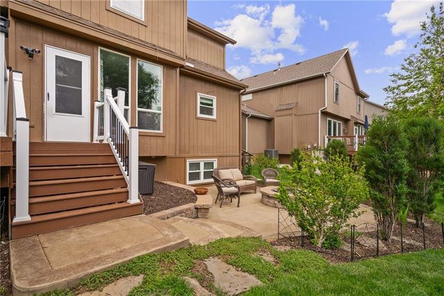 19821 W 97th Street, Lenexa, KS 66220